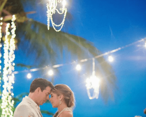 Puro amor Foto de pareja en boda de playa